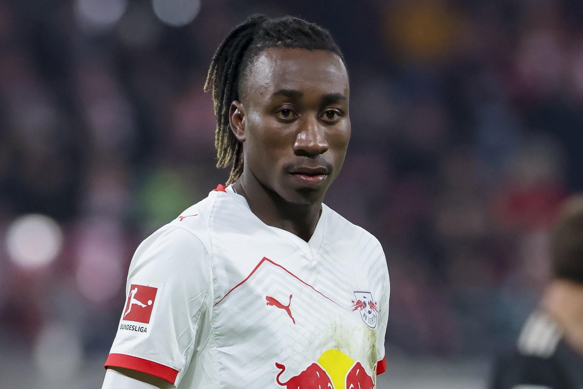 德天空：有五家英超俱乐部经常派人现场考察扬-迪奥曼德